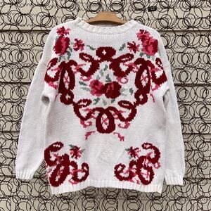 Vintage 90s Nuggets red cream floral scroll knit sweater MEDIUM